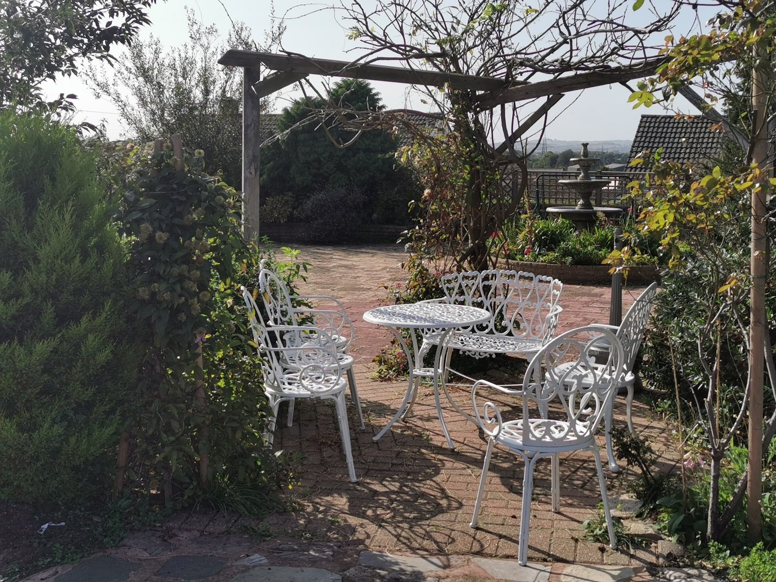 The courtyard and garden tables